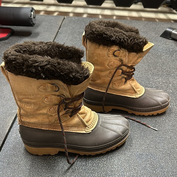 Men’s Sorel Badger Boots Size 8 - Picture 2 of 9
